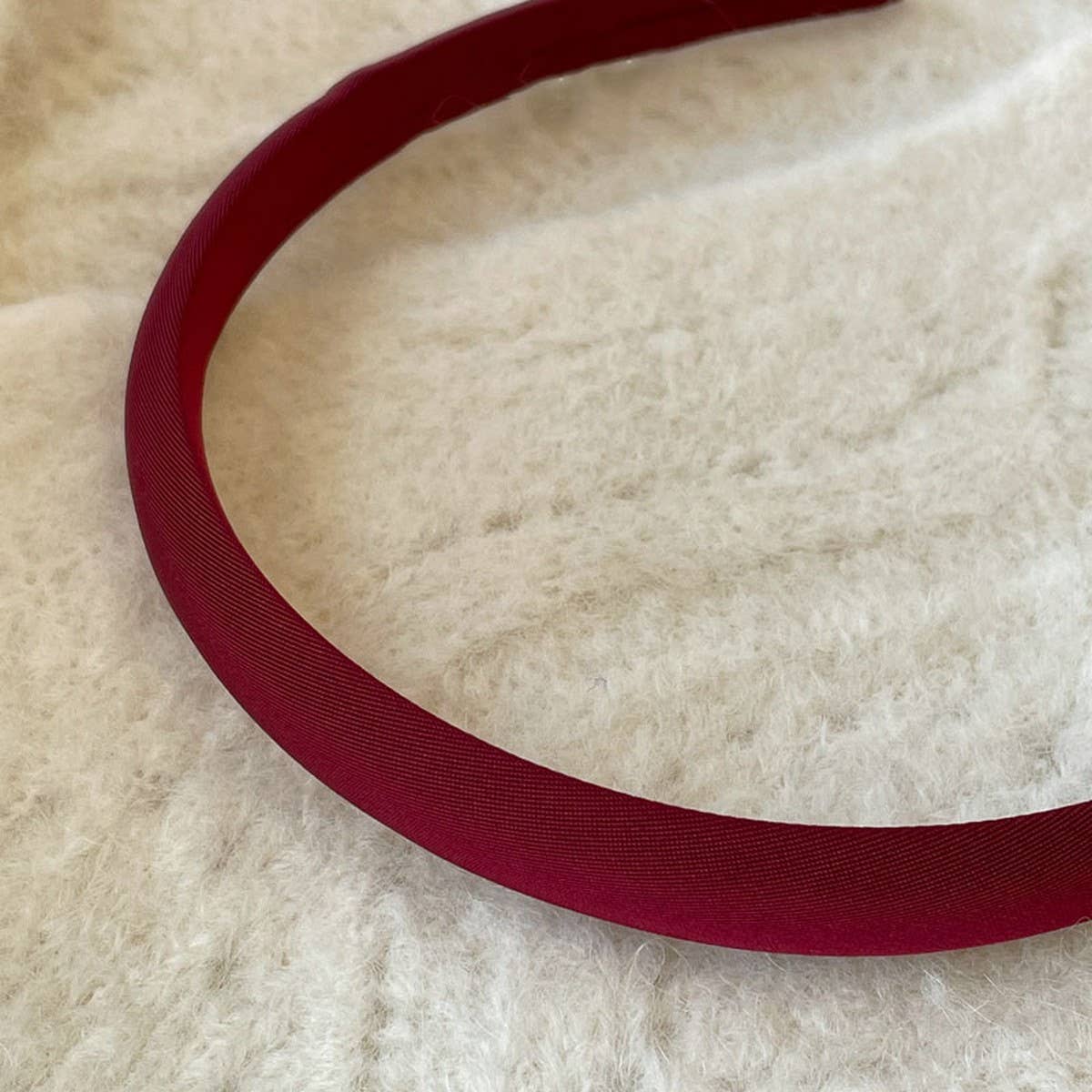 Versatile Retro Wine Red Headband With Thin Edges