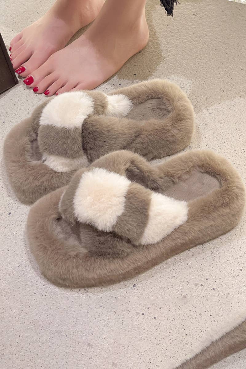 COLOR BLOCK CRISS CROSS HOME SLIPPERS_CWSHS0234
