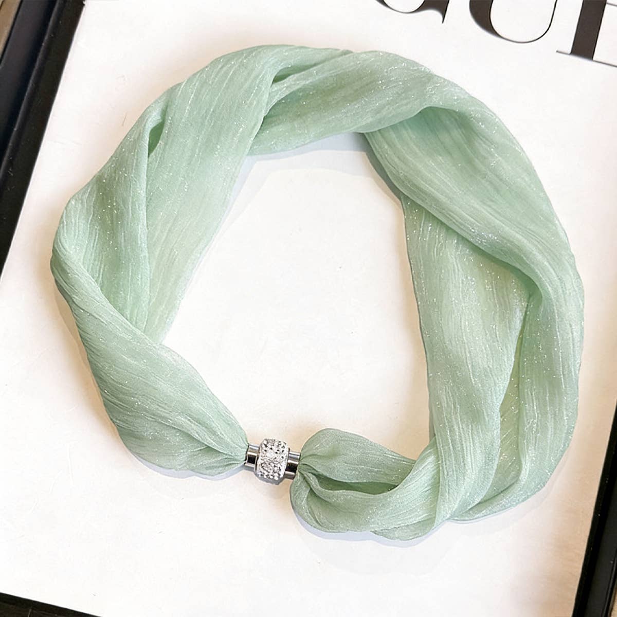 White Pearl Magnetic Skinny Silk Scarf_Cwasc03936