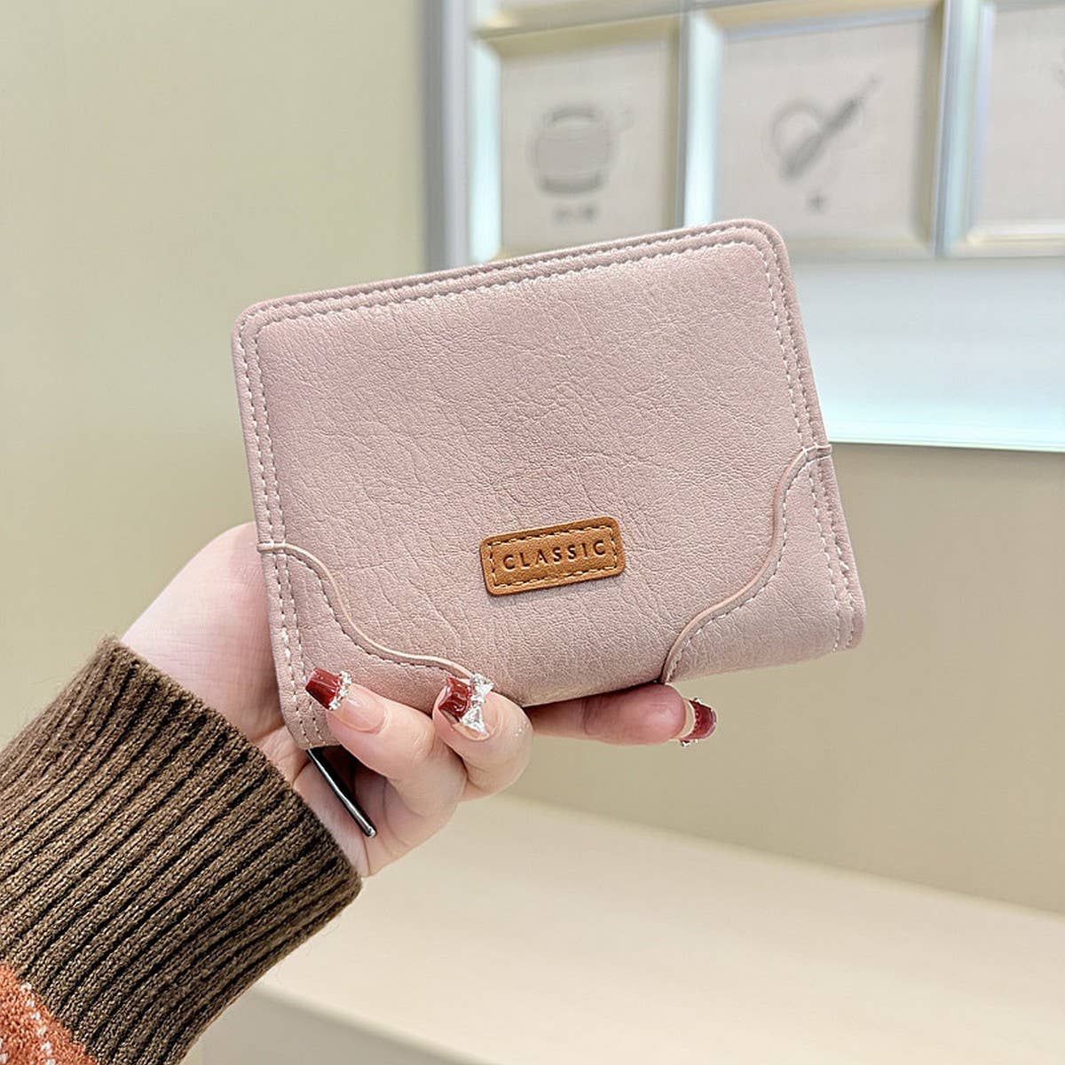 Retro Minimalist Zip Wallet With Snap Closure_Cwab06221