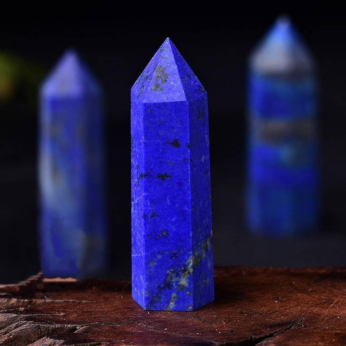 LAPIS LAZULI CRYSTAL POINT TOWER_CWMM8120