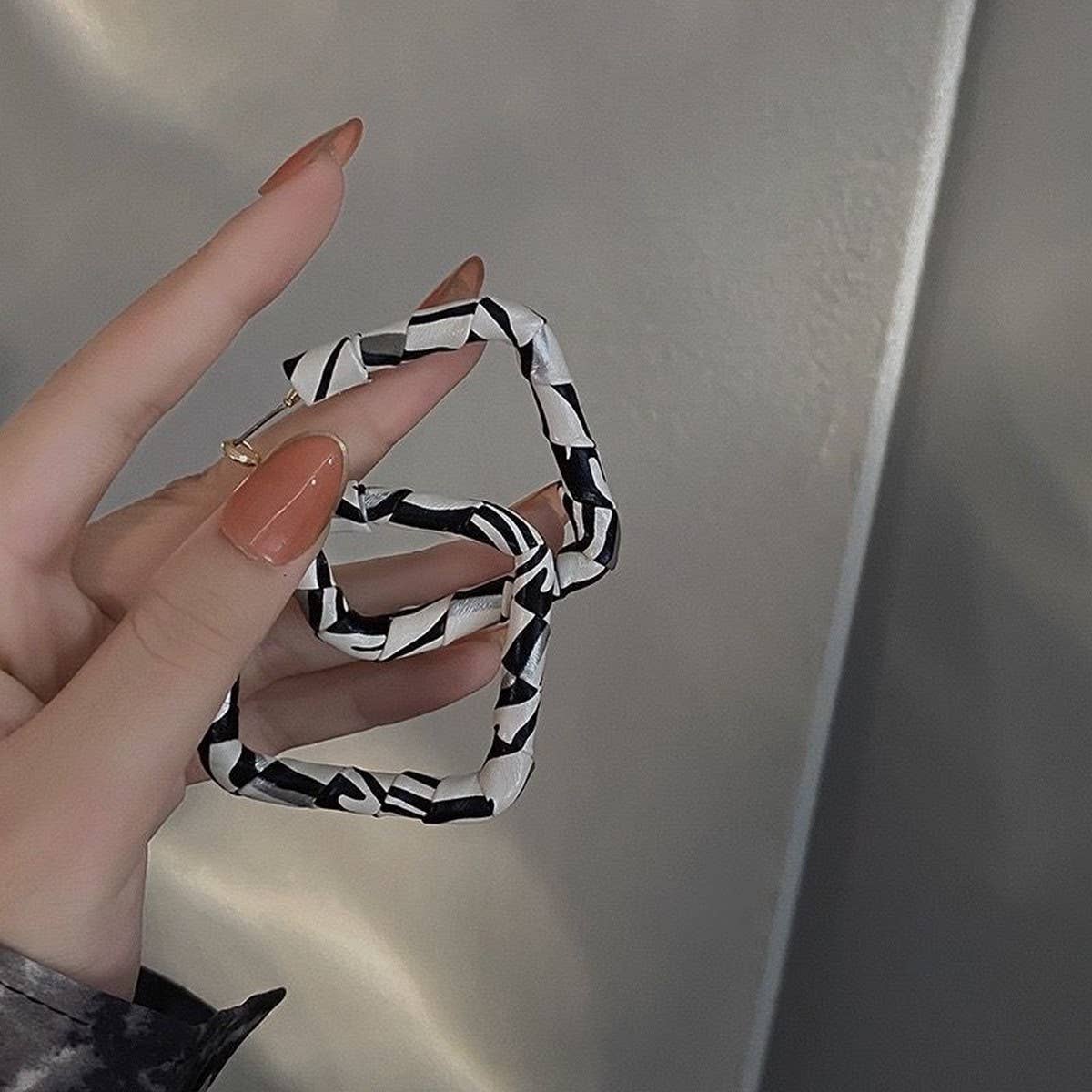 SQUARE PERSONALITY FASHION EARRINGS_CWAJE2359