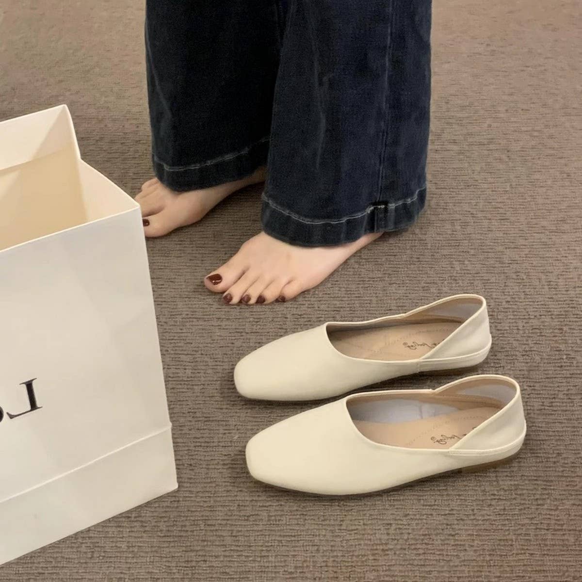 SOFT LEATHER SLIP ON LOAFERS FOR WOMEN_CWSHF0054