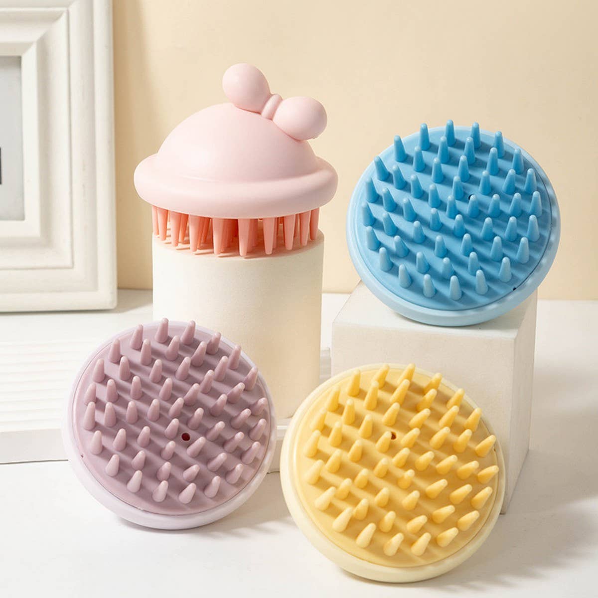Cwmm6943_Wet And Dry Brush For Cleaning And Itching Relief