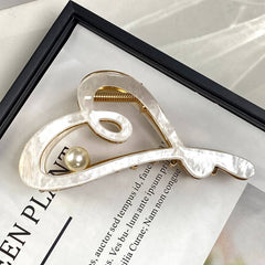 SWEET AND VERSATILE HEART HOLLOW HAIRPIN_CWAHA2641