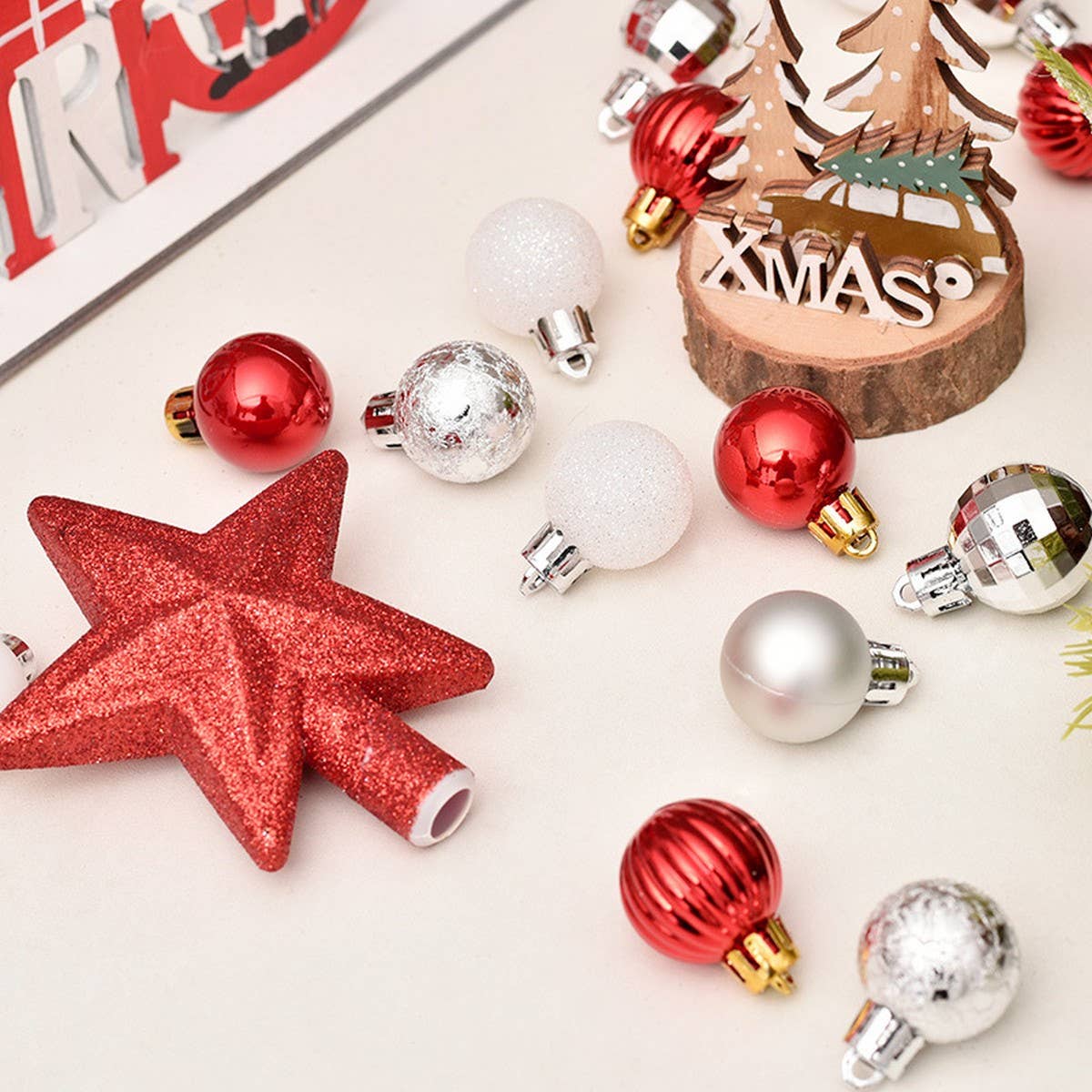3CM PAINTED CHRISTMAS BALLS SET OF 30PCS_CWAJE5308