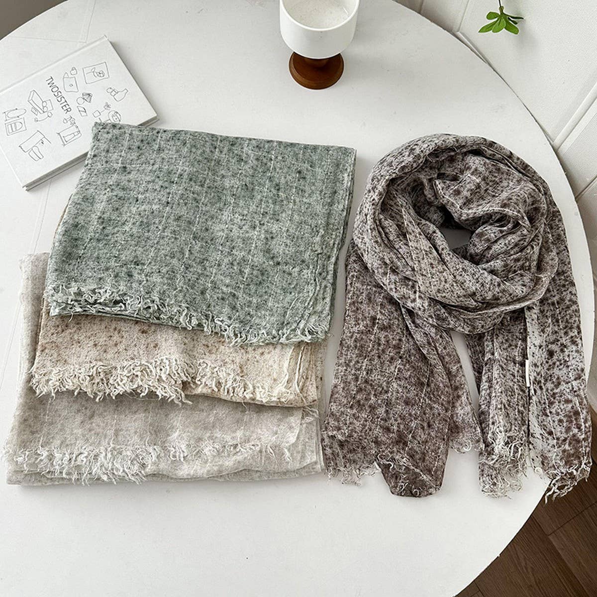 Contrast Color Spray Dyed Long Scarf Shawl_Cwasc1408