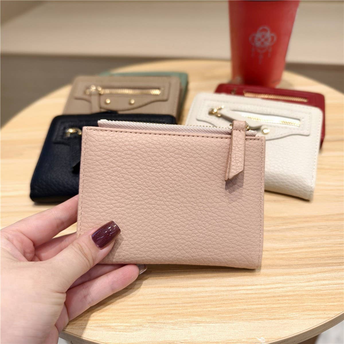 Minimalist Zip Wallet With Studded Details_Cwab06234