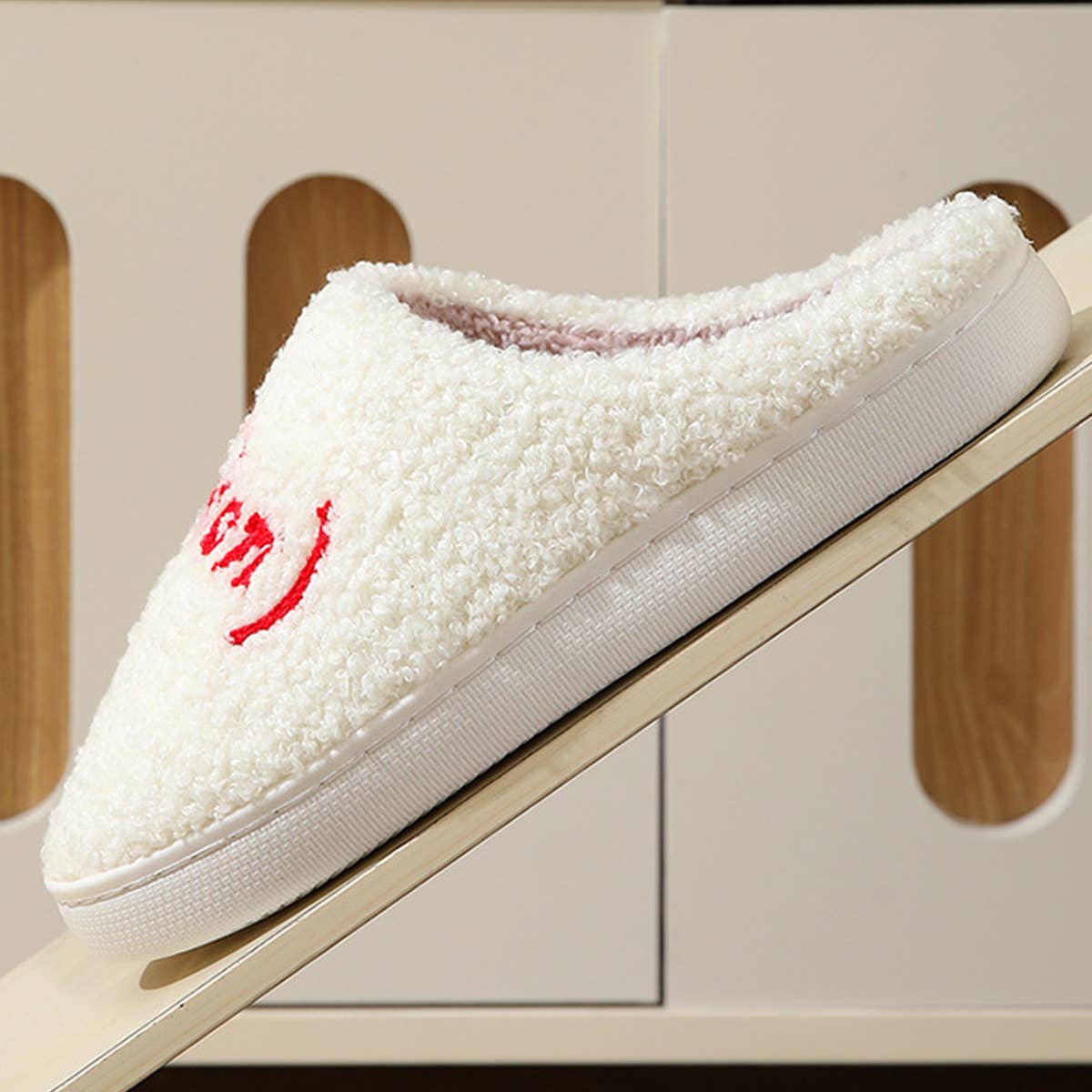 HOME WARM SOFT SOLED COTTON SLIPPERS_CWSHS0554