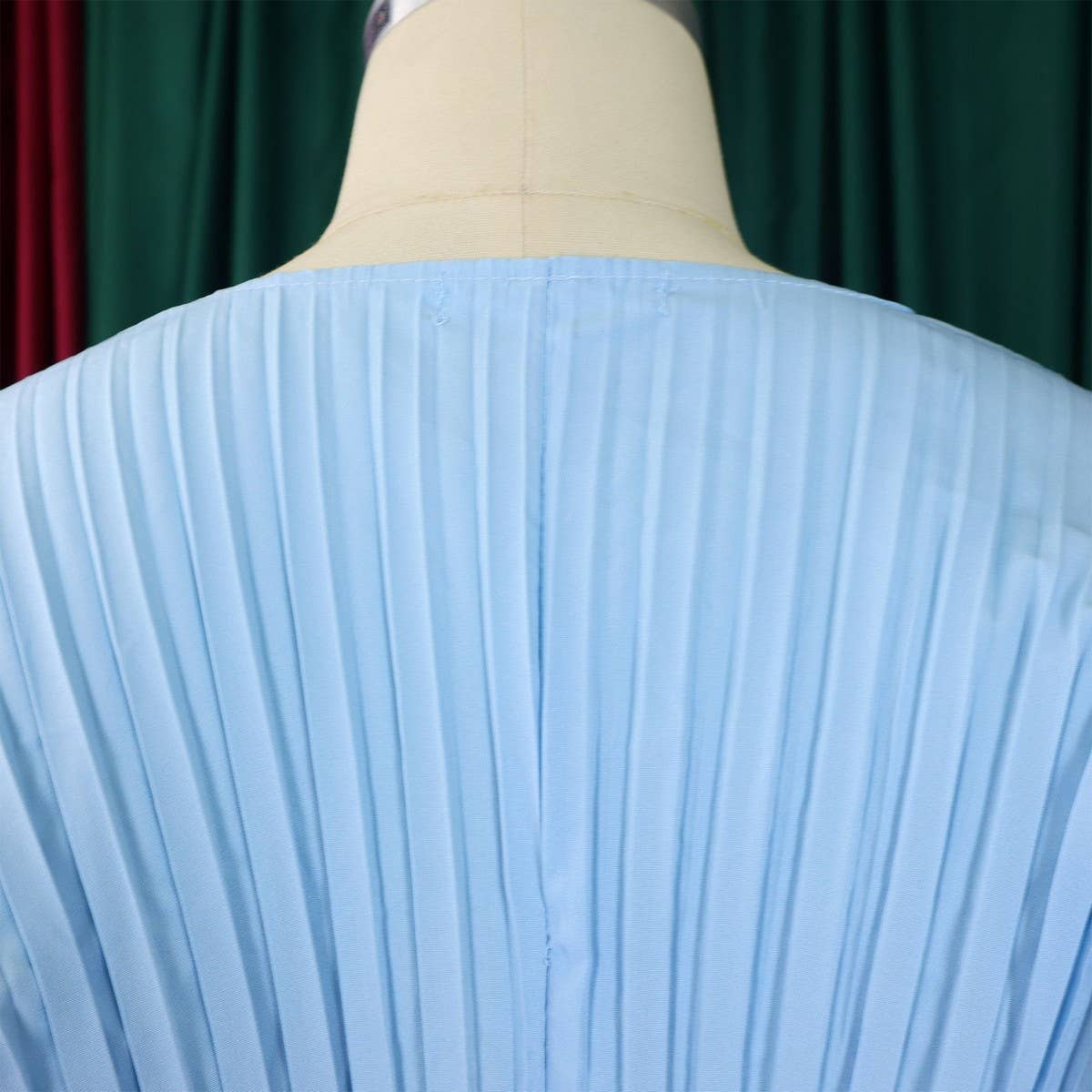 PLEATED V NECK TOP AND WIDELEG PANTS TWO PIECE SET_CWSTB1138