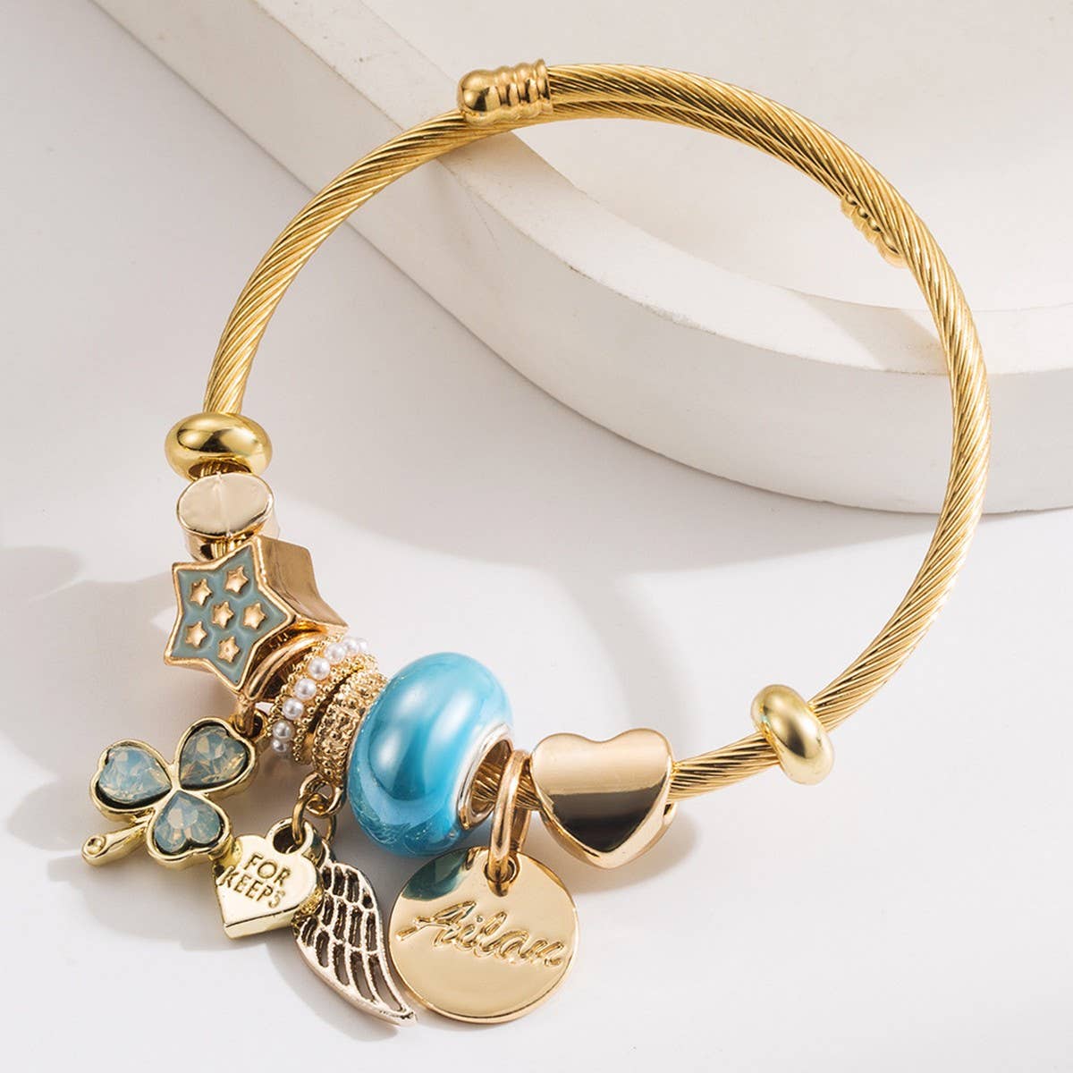 Unique Beaded Bracelet With Clover Charms_Cwmm8604