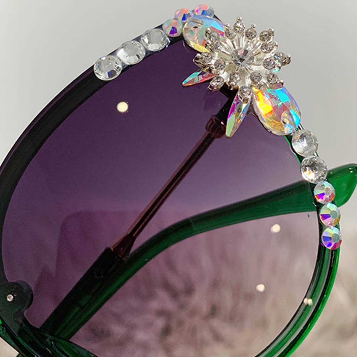 Women Fashionable Anti-Uv Rhinestone Sunglasses_Cwasg0189