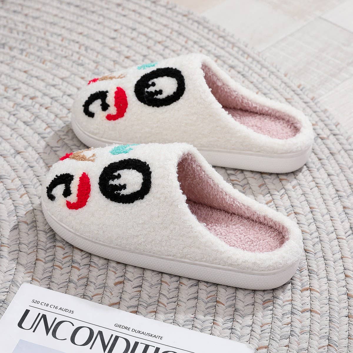 HOT STYLE LETTER PLUSH WARM COTTON SLIPPERS_CWSHS0761
