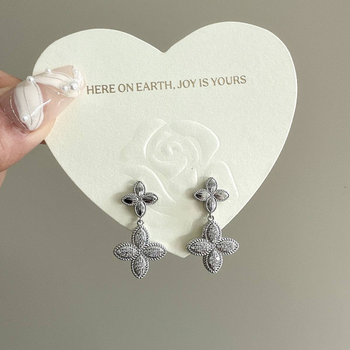 MICRO INLAID ZIRCON FLOWER EARRINGS_CWAJE1307