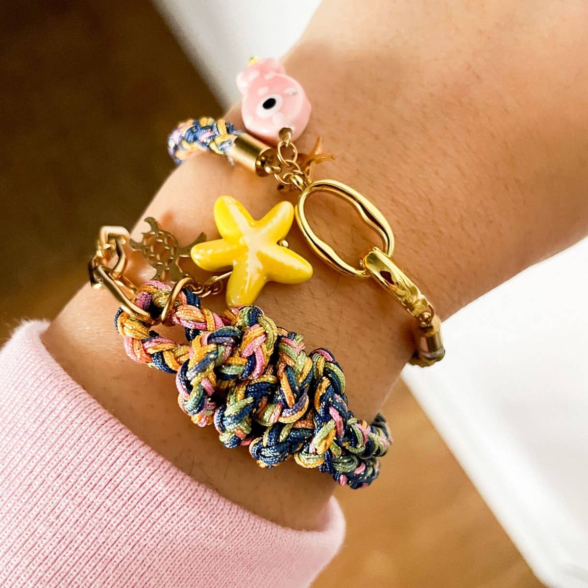 18K GOLD FISH STAR CHARM WOVEN ROPE BRACELET_CWAJE4615