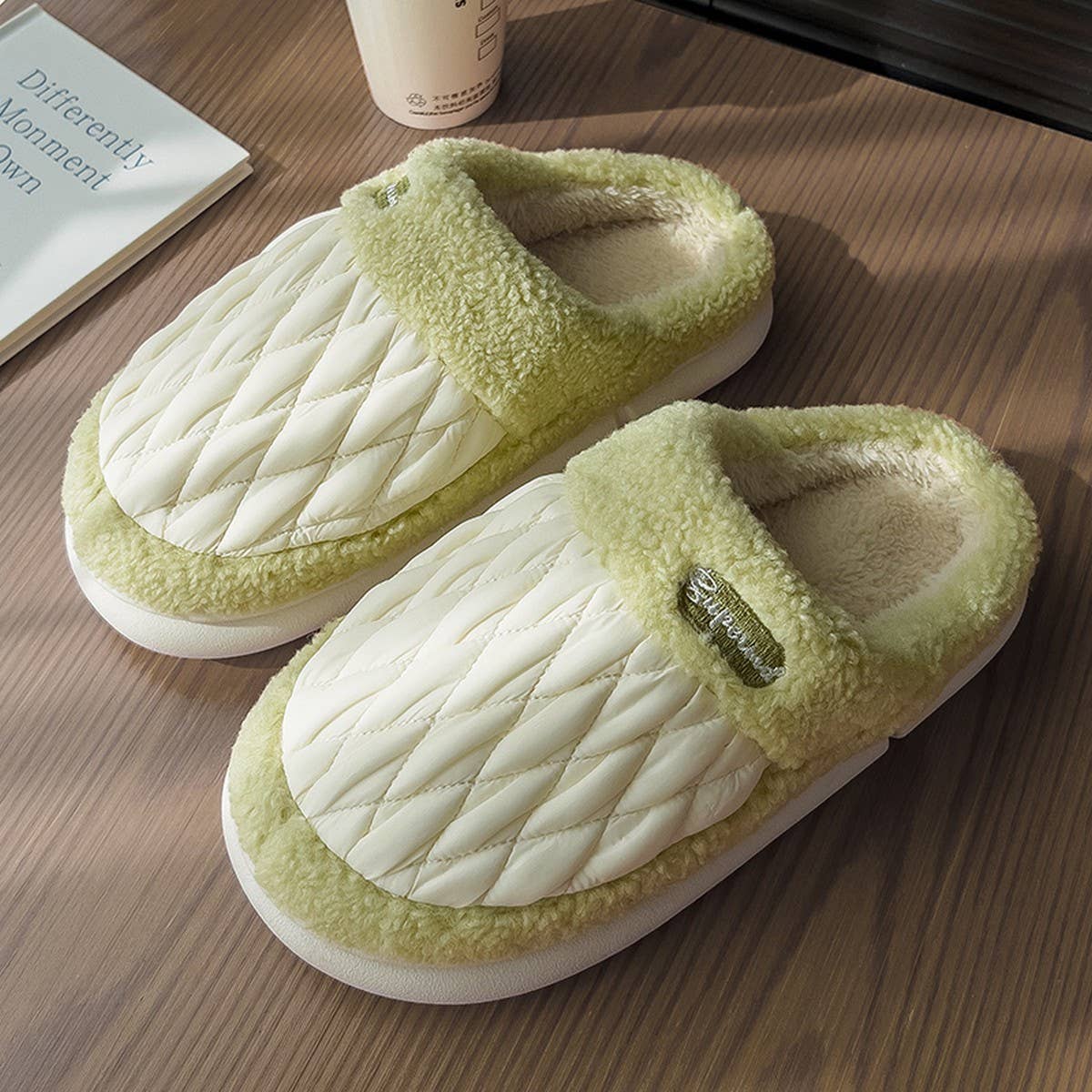 Winter Slippers Warm Cushioned Slides House Shoes_Cwshs0299