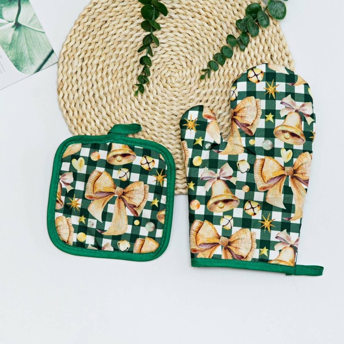 CHRISTMAS SERIES BAKING ANTI SCALDING GLOVES_CWMM1460