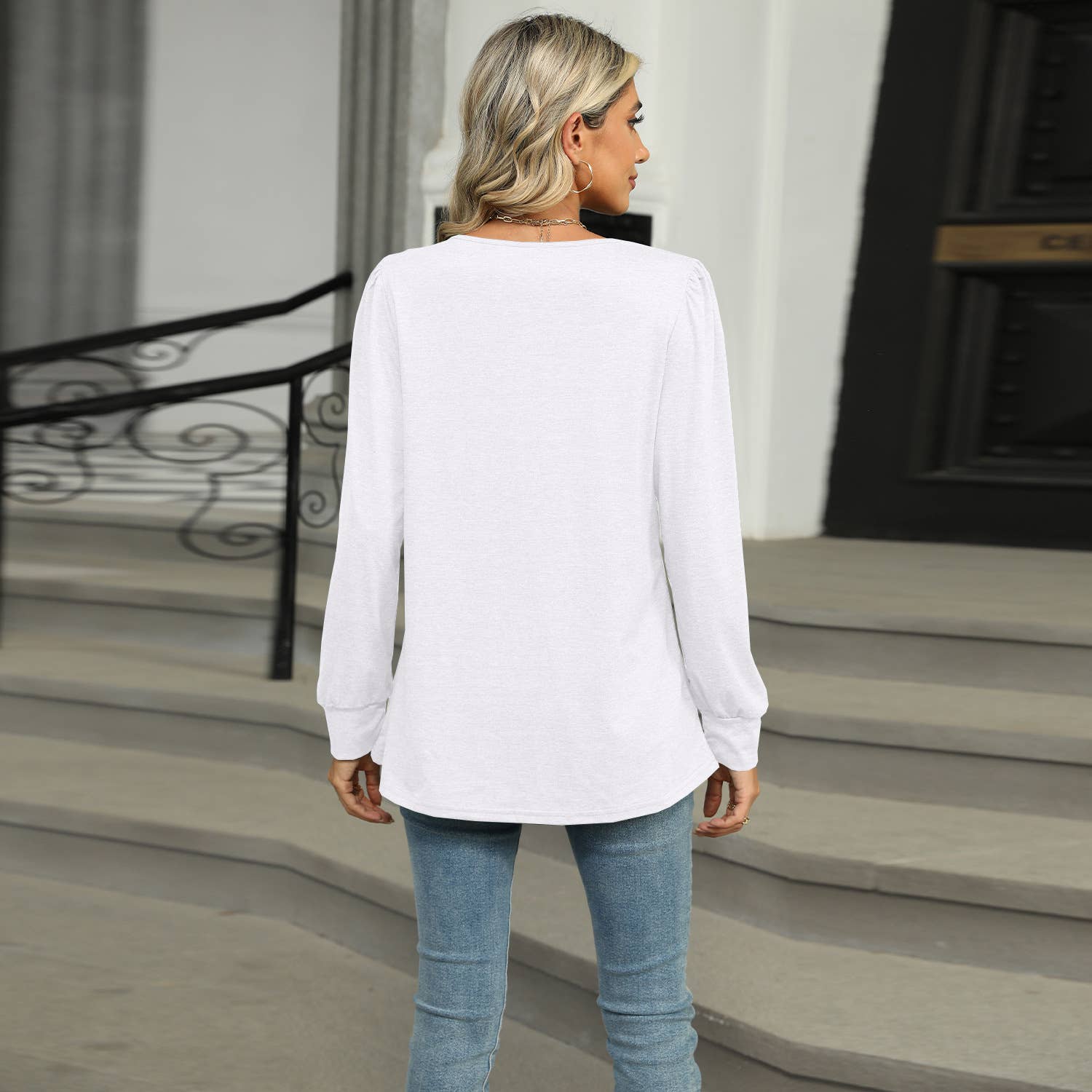 Solid Color U-Neck Pleated Long Sleeve Top