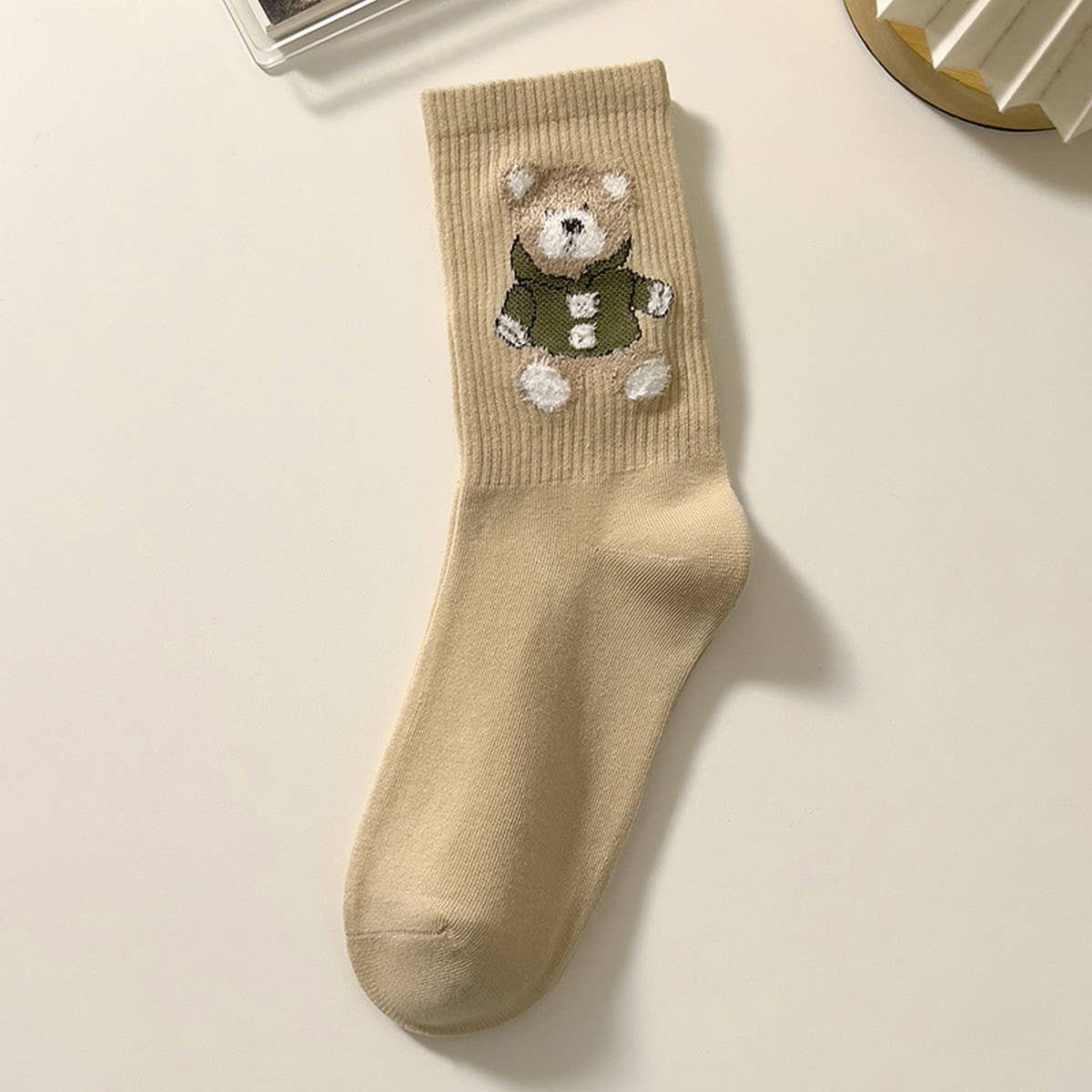 CUTE CARTOON BEAR WOMENS MID LENGTH SOCKS_CWMS1117