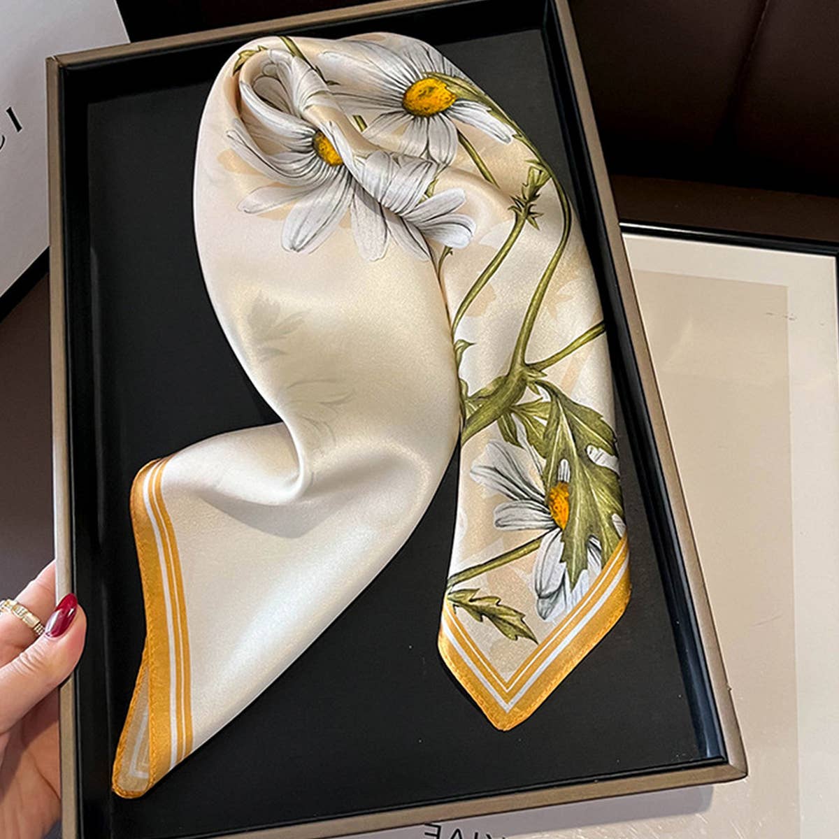 LIGHTWEIGHT SPRING FALL NECK WRAP FOR WOMEN_CWASC0555