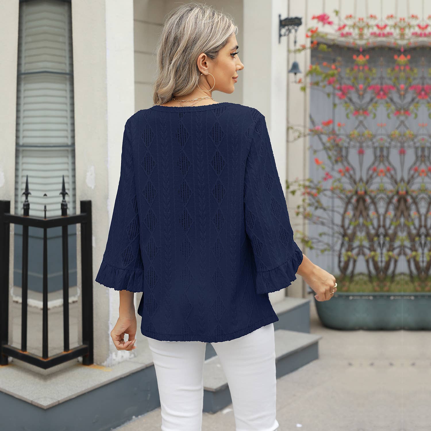 V-Neck Diamond Check Cutout Horn Sleeve T-Shirt