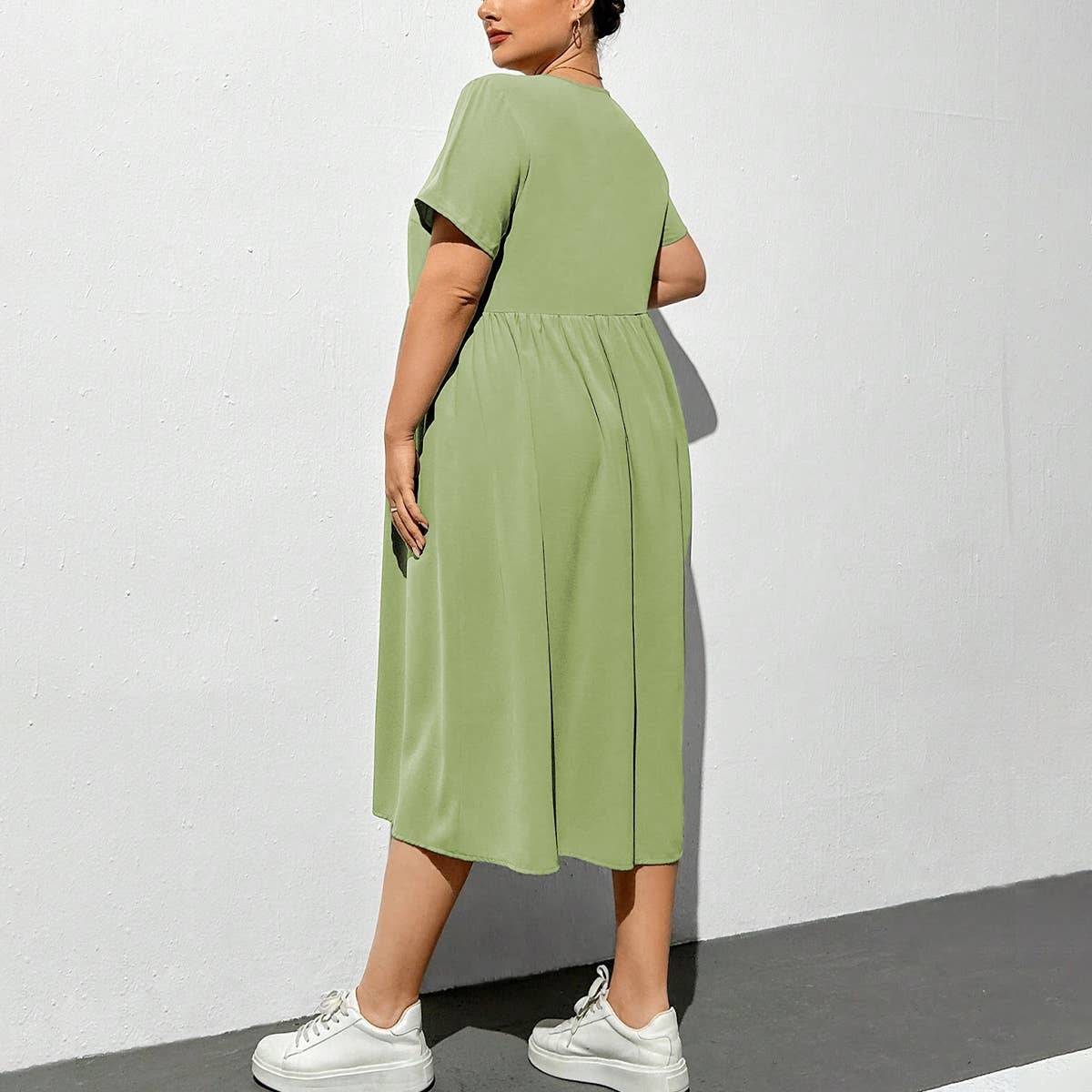 V-Neck Solid Color Fitting High Waisted Dress