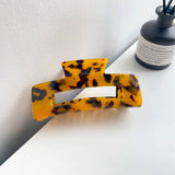 Retro And High-End Acetate Leopard Hair Clippers