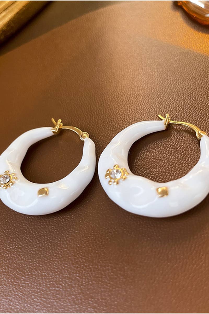 BEADS DECKED HOOP RING EARRINGS_CWAJE0300