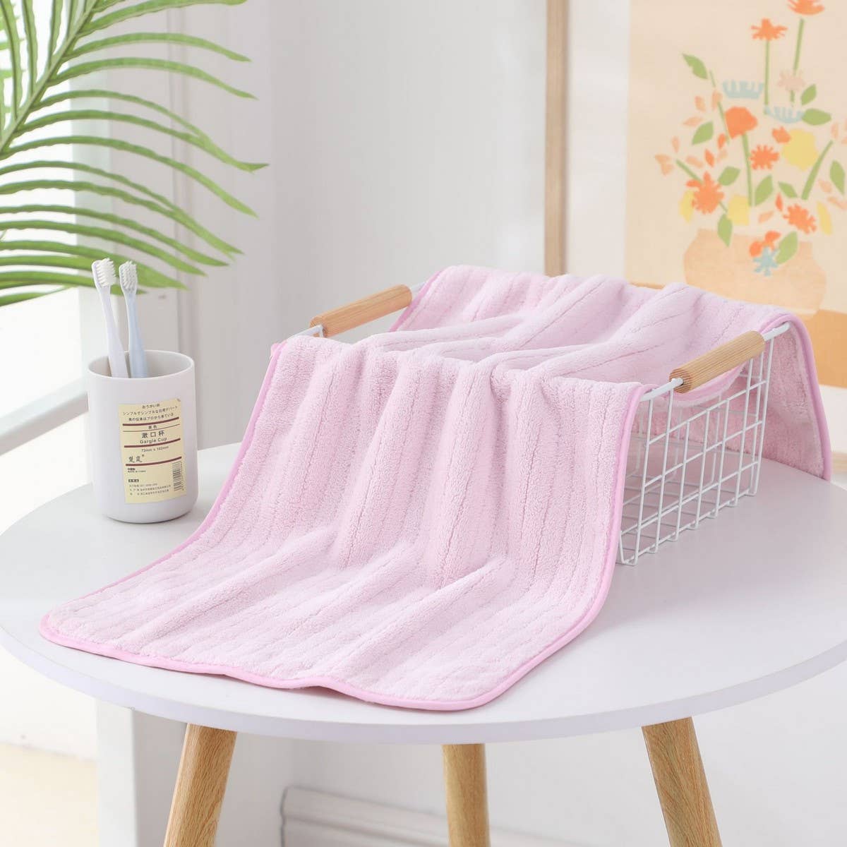 SOFT AND ABSORBENT CORAL FLEECE BATH TOWEL_CWMM2322