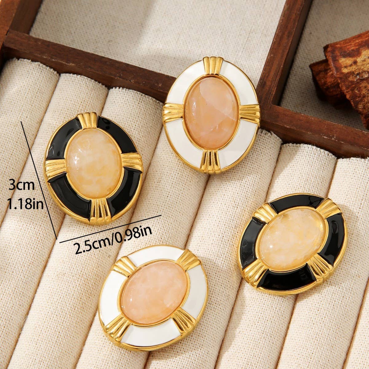 18K GOLD OVAL CROSS NATURAL STONE EARRINGS_CWMM3606