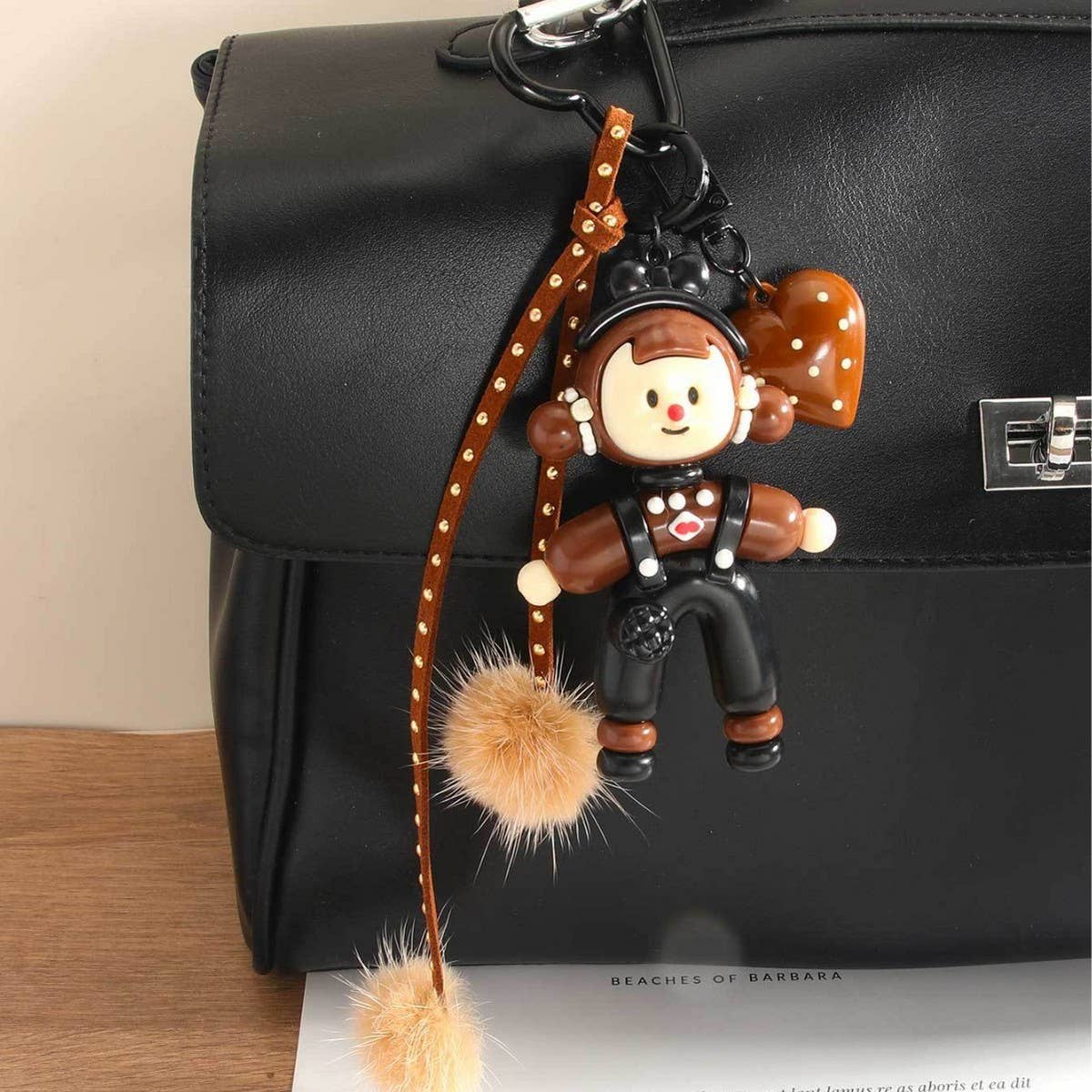 CUTE SPLIT GIRL DOLL KEYCHAIN WITH HEART CHARM_CWMM7829