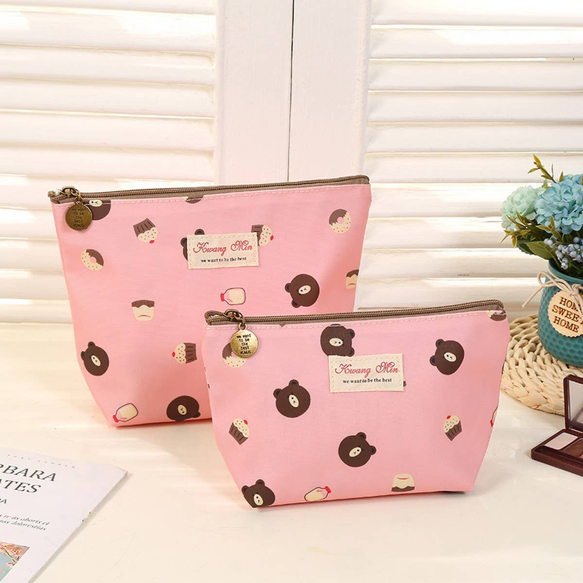 Cartoon Bear Waterproof Makeup Bag_Cwab1731