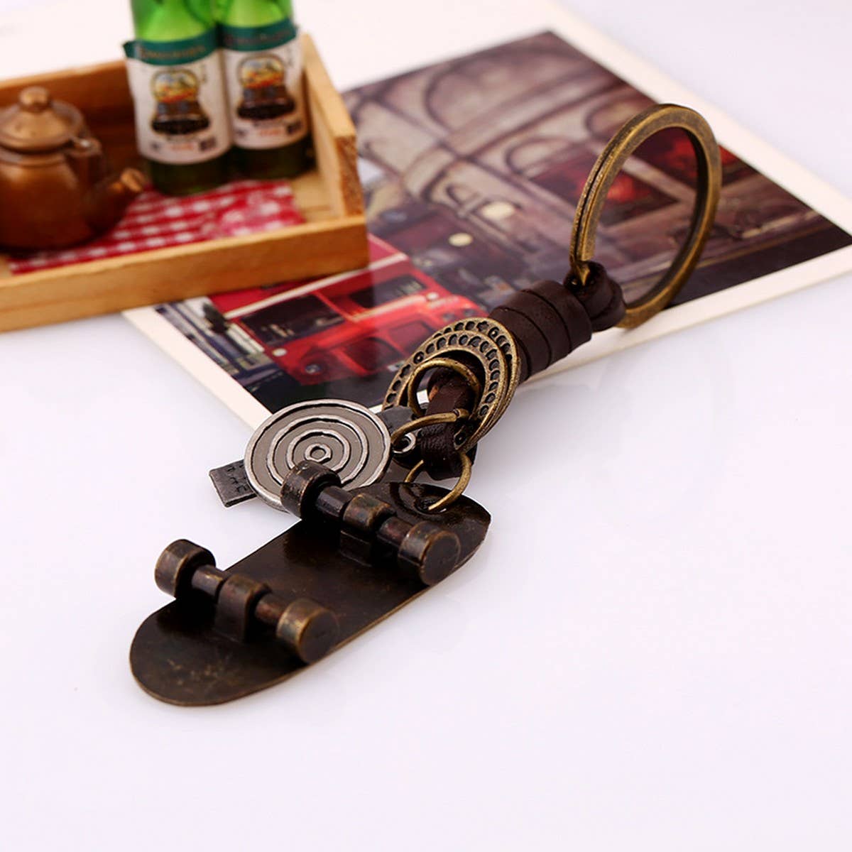 Vintage Woven Skateboard Leather Keychain_Cwmm4776