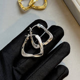 Silver Metal Pleated Hoop Earrings_Cwaje06285