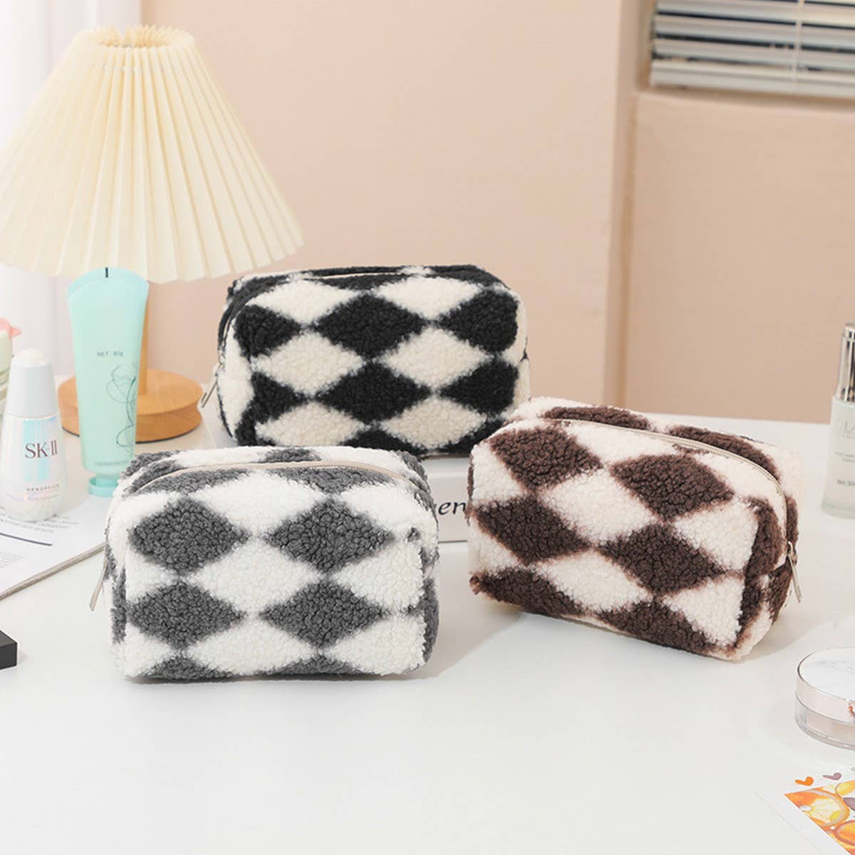 CHECKERBOARD LARGE CAPACITY MAKEUP BAG STORAGE BAG_CWAB1212