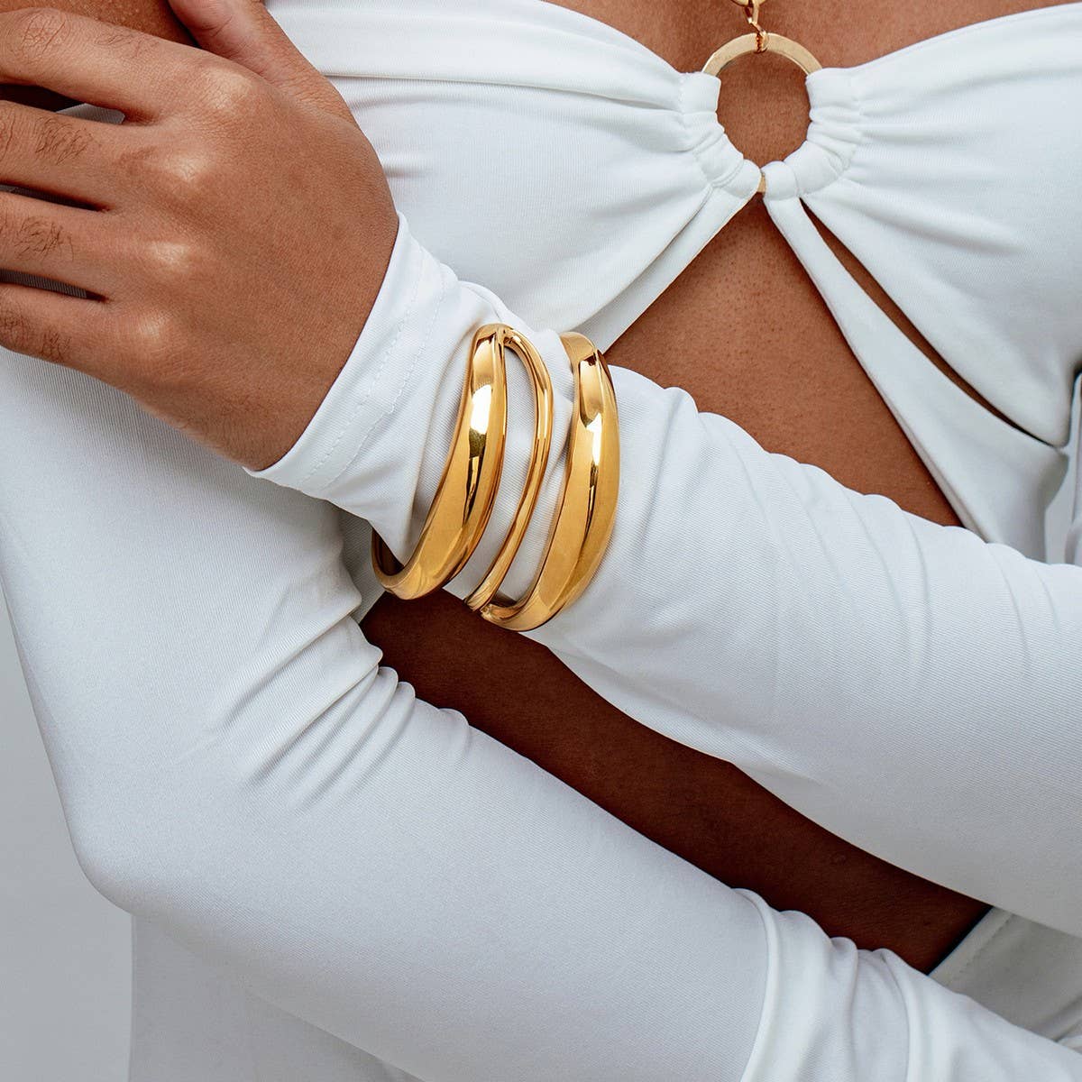 Titanium Steel Open Round Wide Smooth Bracelet_Cwmm3718