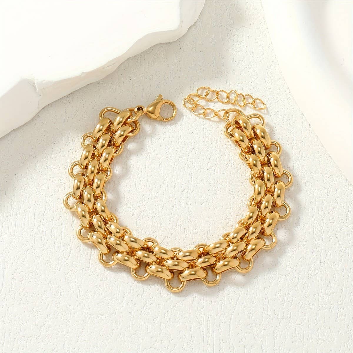 Vintage Vacuum Plated 18K Gold Bracelet_Cwmm3721