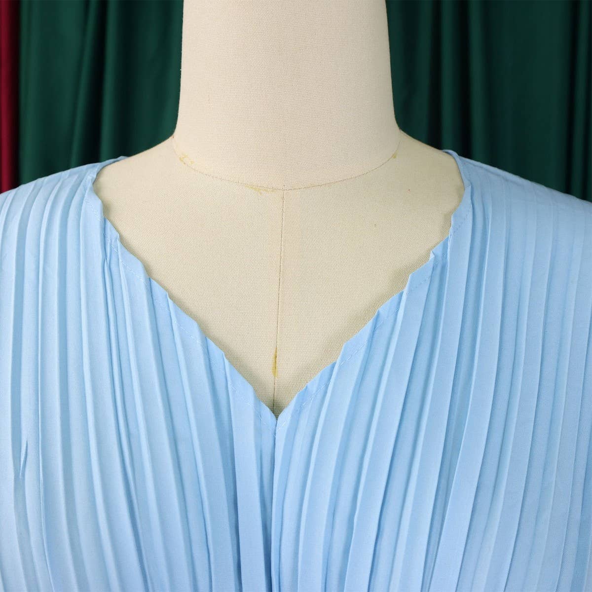 PLEATED V NECK TOP AND WIDELEG PANTS TWO PIECE SET_CWSTB1138