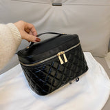 NEW DIAMOND SHAPED LARGE CAPACITY COSMETIC BAG_CWAB4406