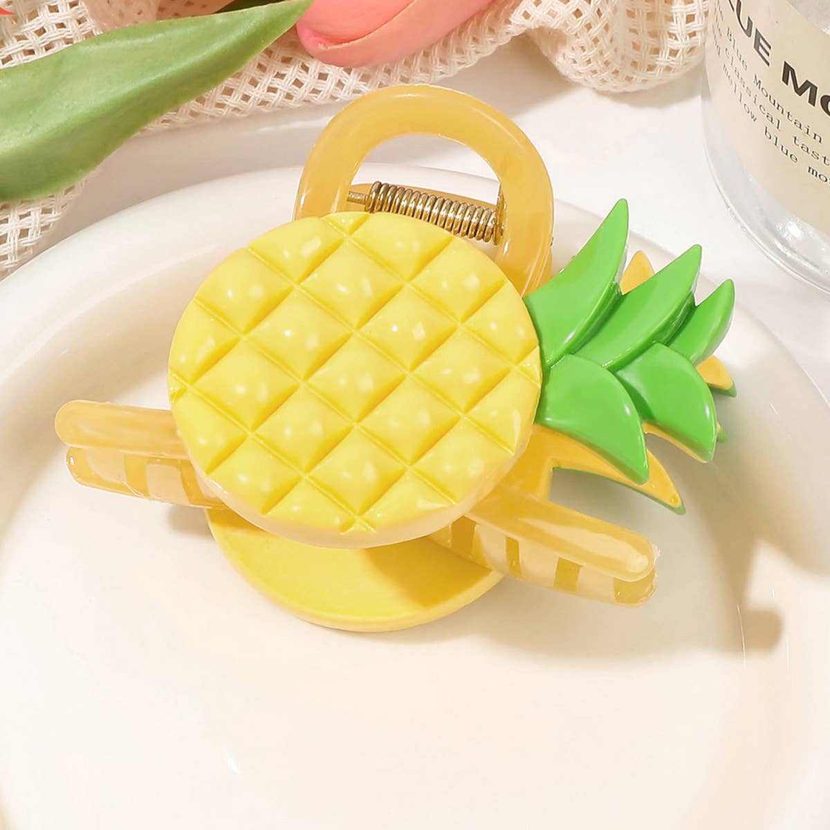 FRESH FRUIT SHARK HAIR CLAW FOR BUN CUTE HAIR CLIP_CWAHA1638