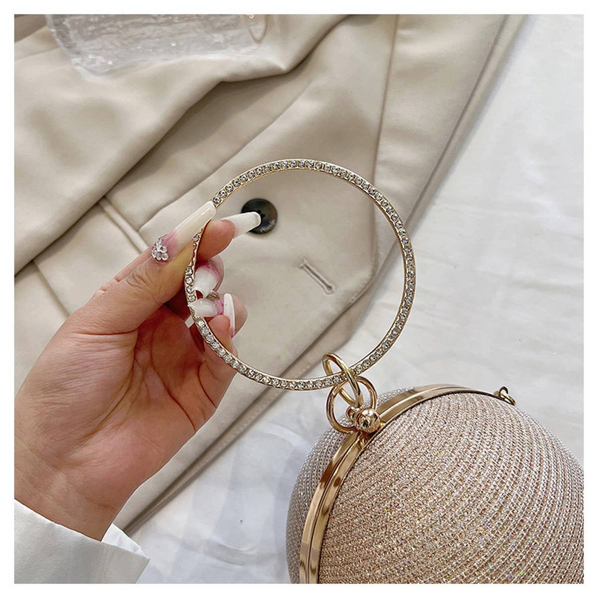 DIAMOND STUDDED SPHERICAL EVENING BAG CLUTCH _CWAB3247