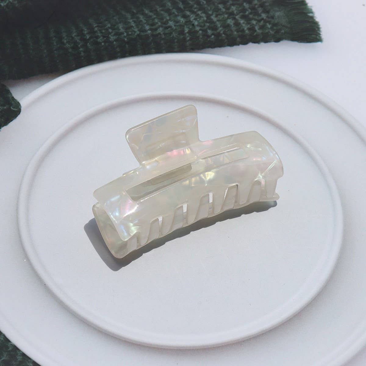 8 5CM HOLLOW SQUARE HAIR CLAW RETRO FRENCH STYLE_CWAHA2627