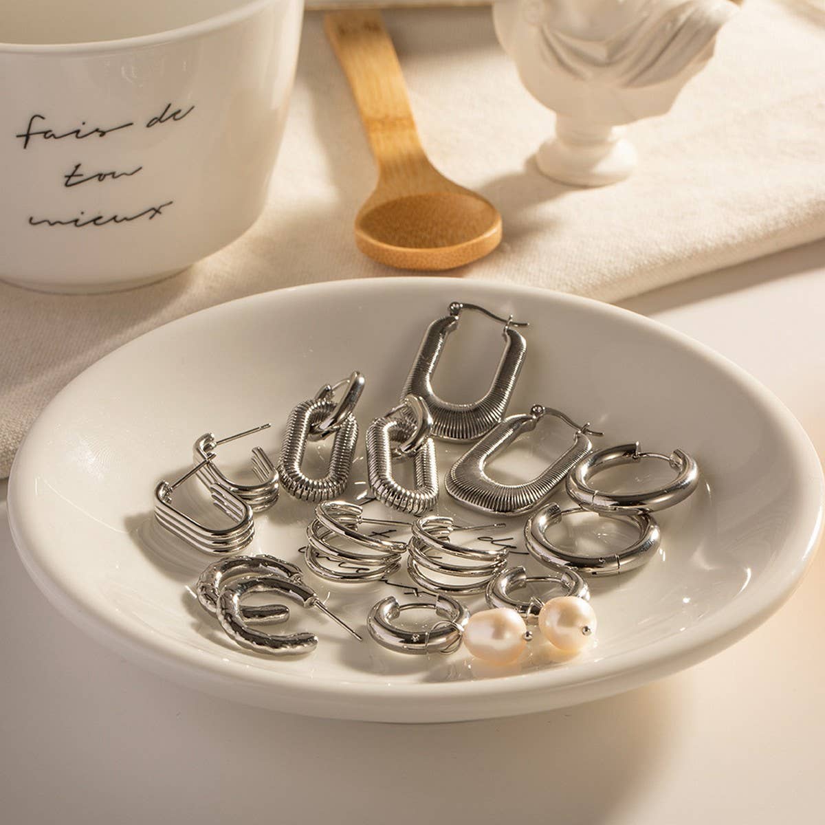 HIGH GRADE LIGHT LUXURY TITANIUM STEEL EARRINGS_CWASC1689