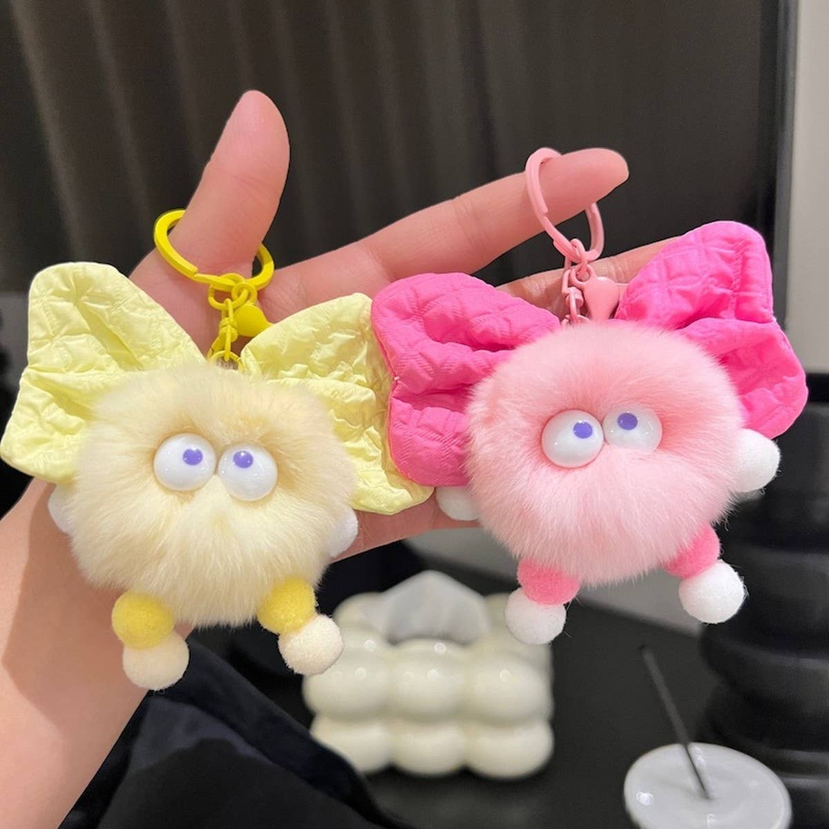 CUTE PLUSH BALL CAR KEYCHAIN BAG PENDANT GIFT_CWMM2503