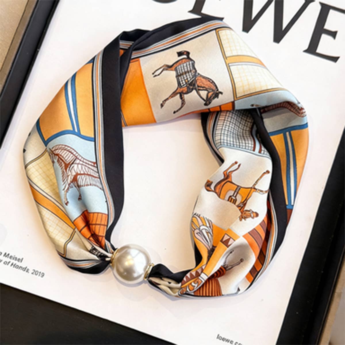 Pearl Magnetic Skinny Silk Neck Scarf_Cwasc03934