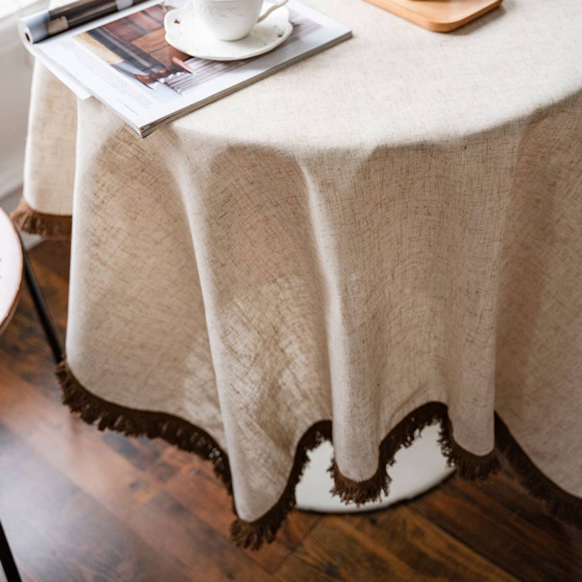 HOUSEHOLD SOLID COLOR KHAKI TASSEL DINING TABLE_CWMM0941