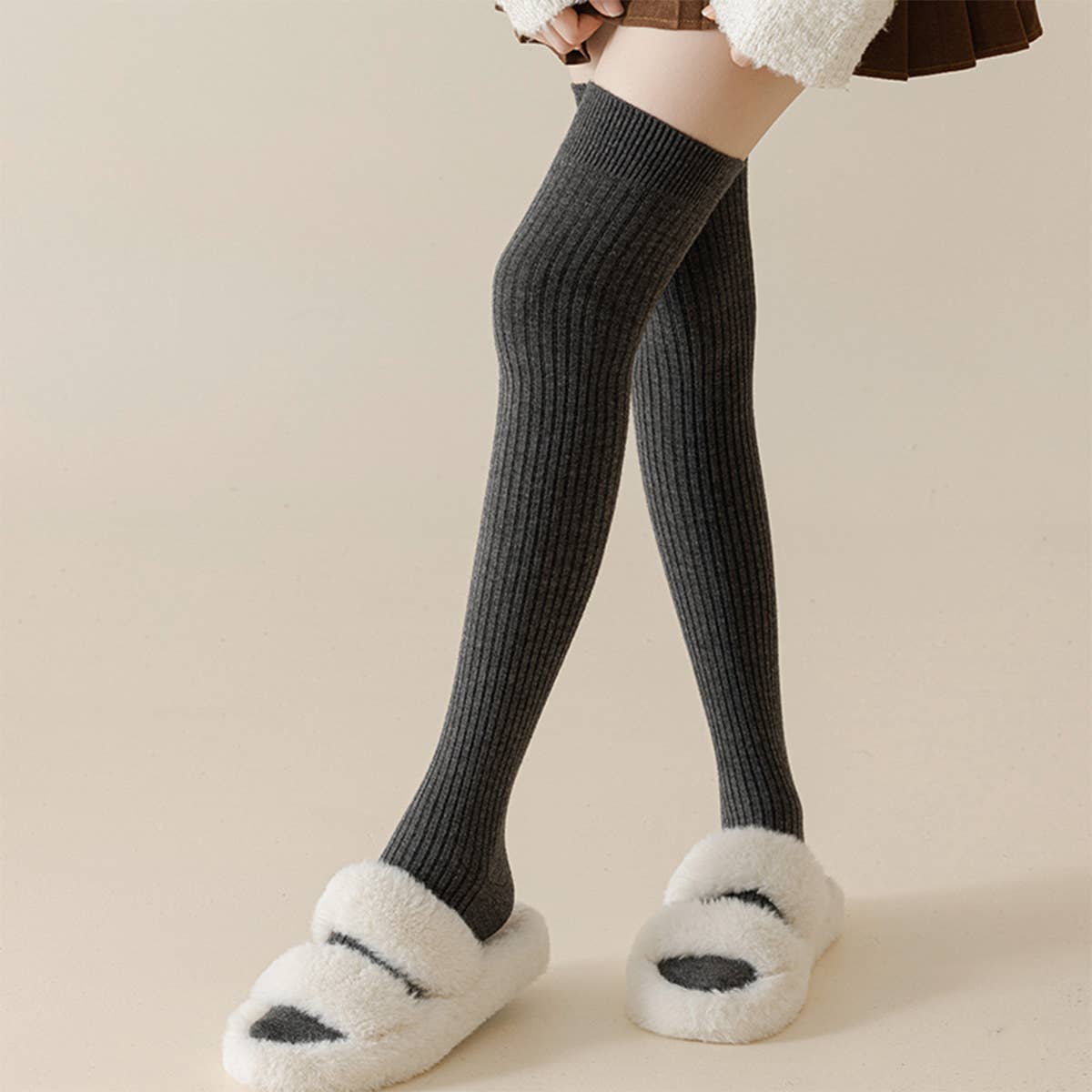 Brushed Wool Over-The-Knee Slouchy Socks_Cwms03334