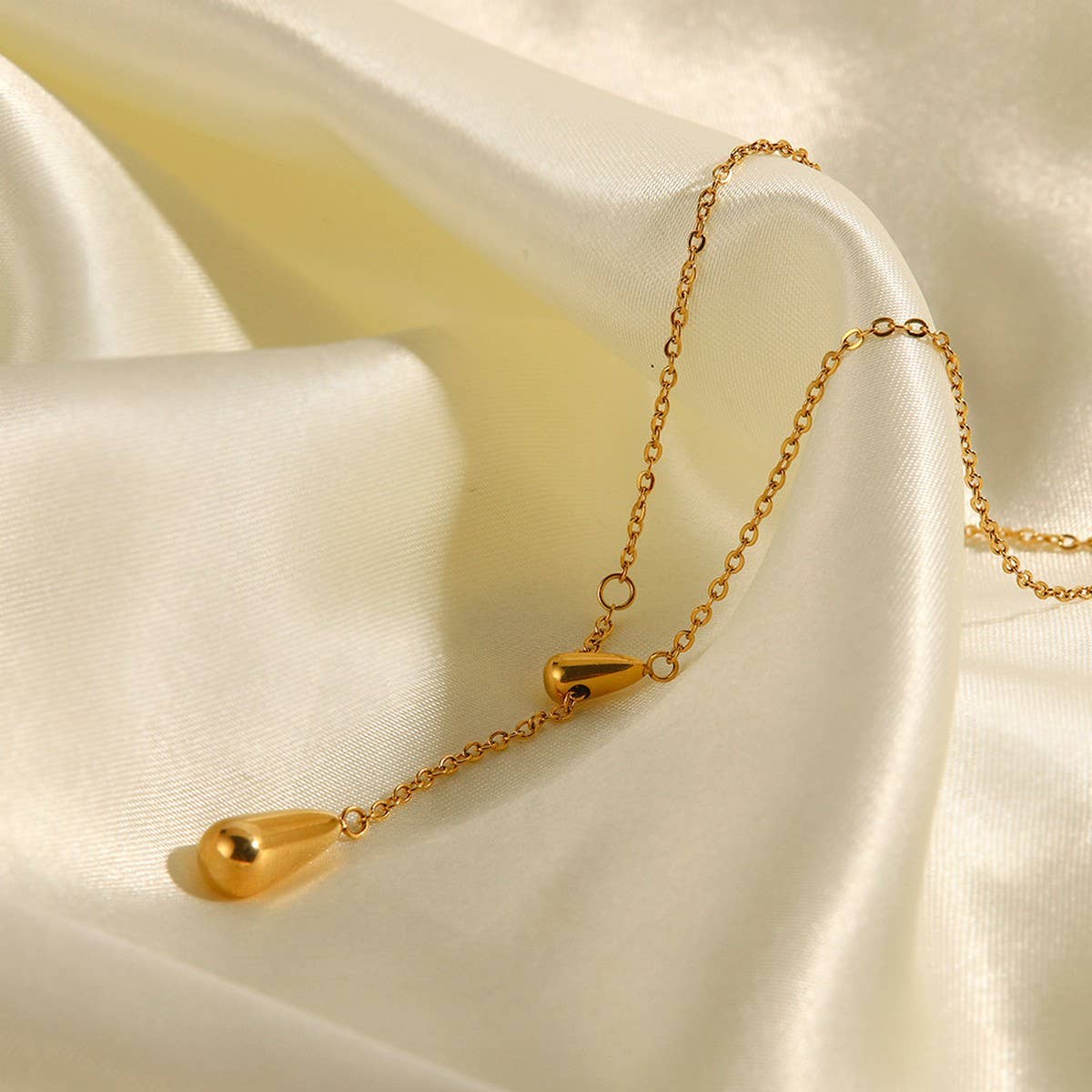 Ladies Fashion Water Drop Pendant Necklace_Cwaje1434