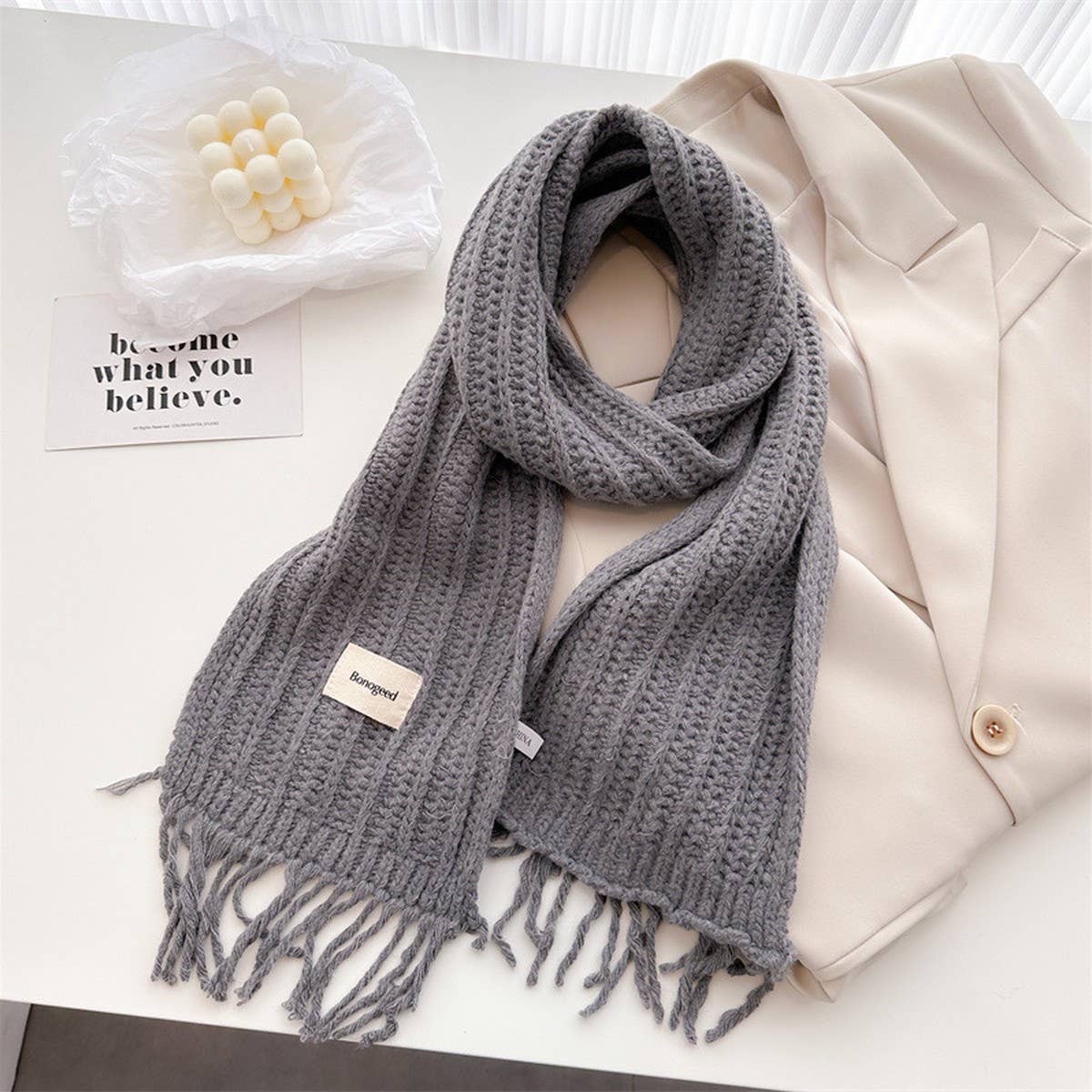 CABLE KNIT WOOL SCARF WITH TASSELS FOR WOMEN_CWASC2756