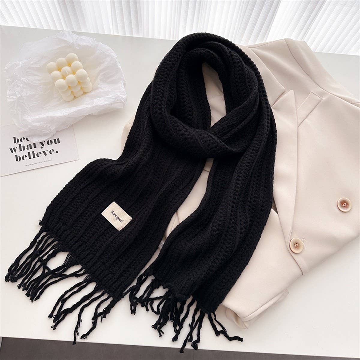 CABLE KNIT WOOL SCARF WITH TASSELS FOR WOMEN_CWASC2756